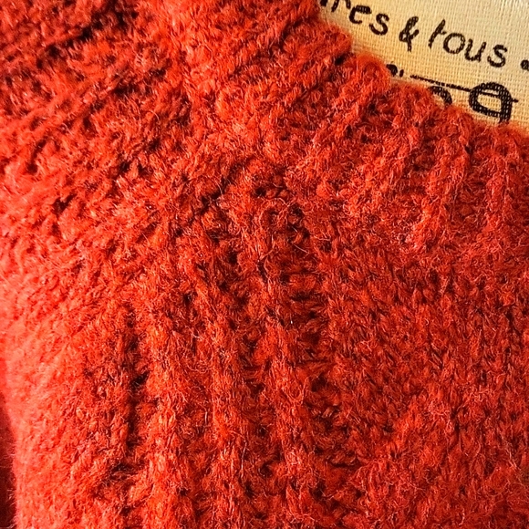 Universal Thread New Red Cable Knit Crew Neck Pullover Sweater Sz S, New - Picture 5 of 9